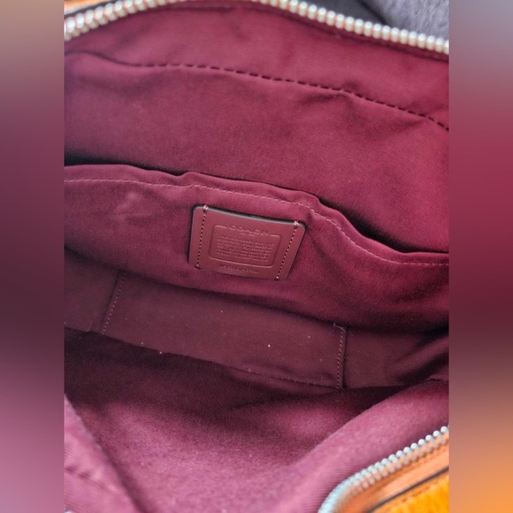 Orange Coach crossbody leather bag - Picture 12 of 16